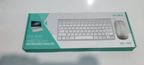 CLAVIER ET SOURIES SANS FIL