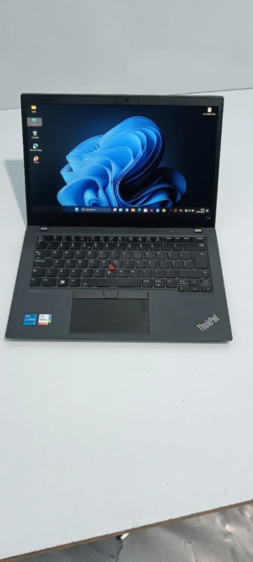 THINK PAD T14