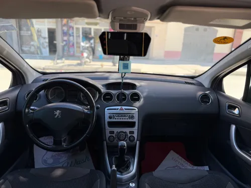 Peugeot 308 2009 1.6 VTI