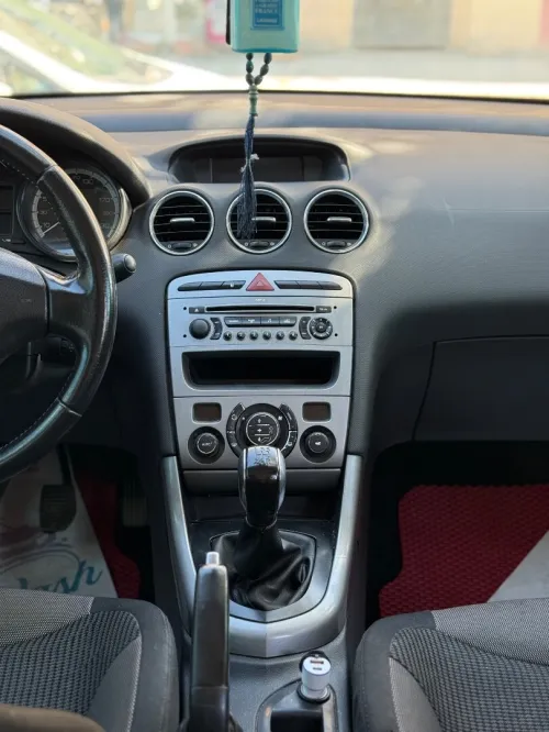 Peugeot 308 2009 1.6 VTI