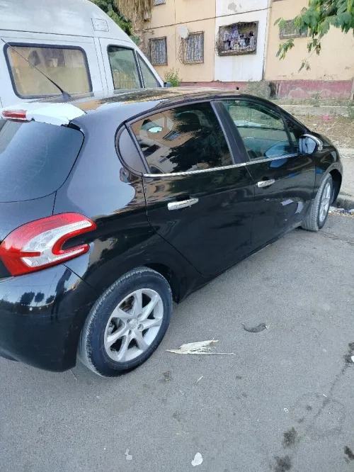 Peugeot 208 2014 