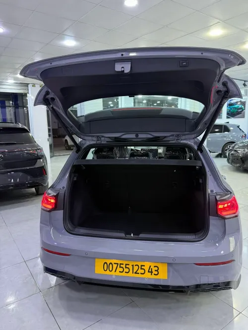 Volkswagen Golf 8.5 2025 R-line Black Edition