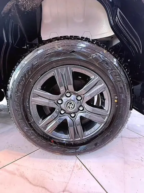 Toyota Revo  2026 عمانية 2026 00كلم 4×4 Rivou SR5