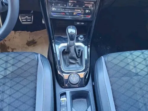 Volkswagen T-Roc 2024 R-Line 