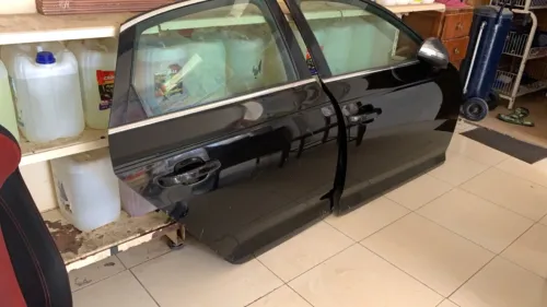 3portes Audi a4 2017 nouveau noir 00peinture 