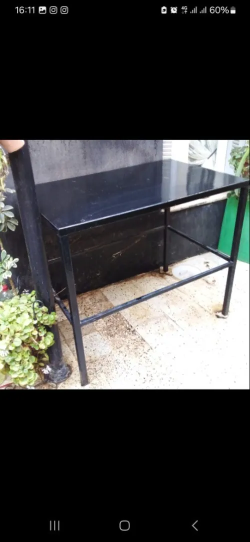 Table en fer