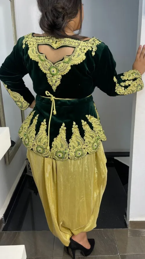 Belles tenues traditionnelles 