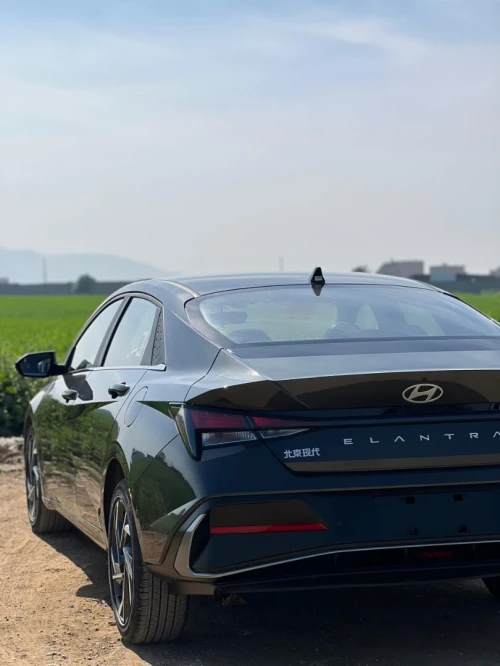 Hyundai Elentra 2025 