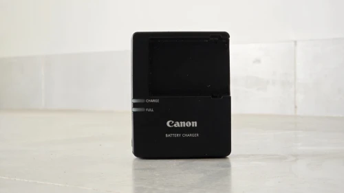 Canon 650D avec Accessoires