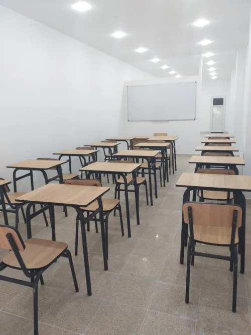 Salle soutien scolaire,réunion.