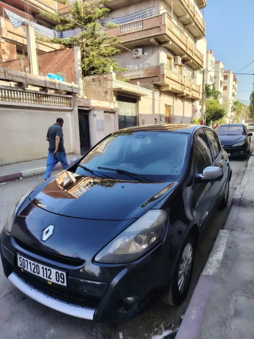 Renault Clio 3 2012 Night and Day