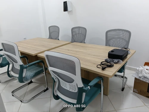 06 chaises de bureau modèle élégance
