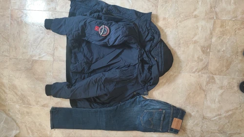 Vêtements + vestes + pontalons (Caba)