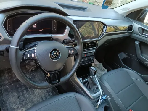 Volkswagen T-Cross 2025 R-line