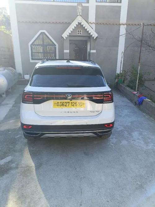 Volkswagen T-Cross 2025 R-line