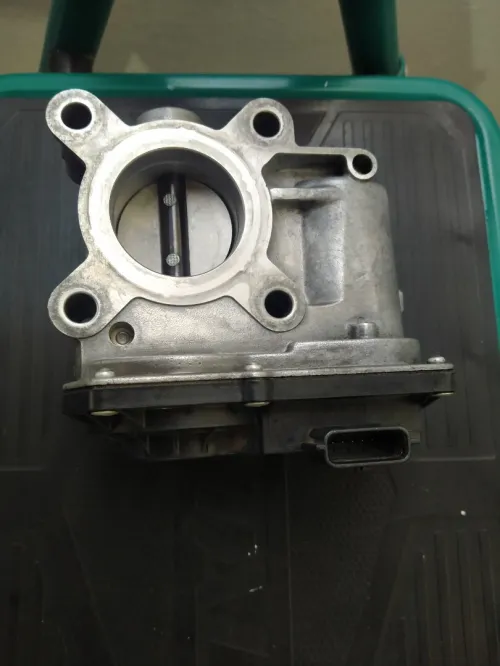 Papillon moteur 1.2 16v symbol logan