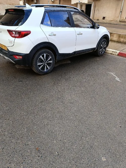 Kia KX1 2025 Luxury