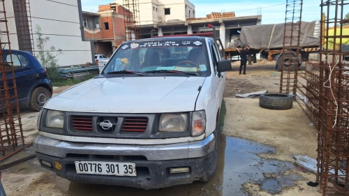 Nissan Pickup 2001 Pickup