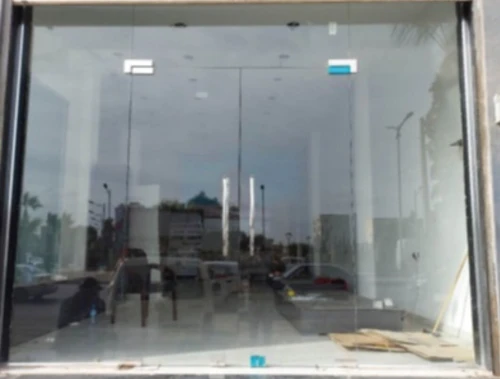 Vitrine en verre trempé