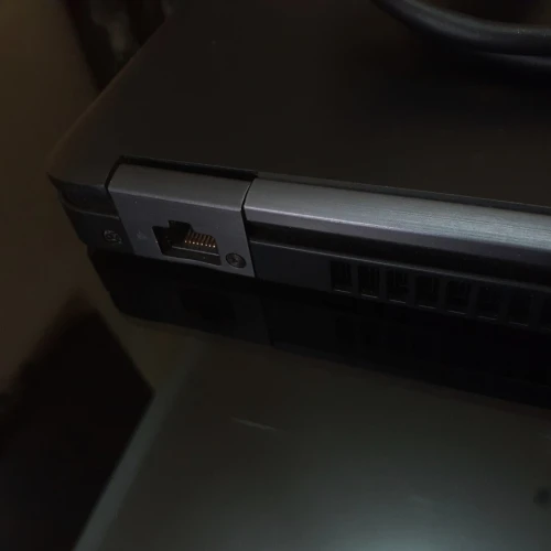 DELL Latitude 5490