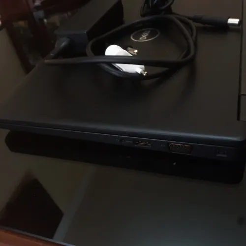 DELL Latitude 5490