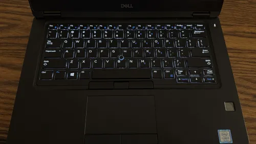 PC Portable Dell Latitude 5490 (i5 7é Gen / 8GB / 256SSD)