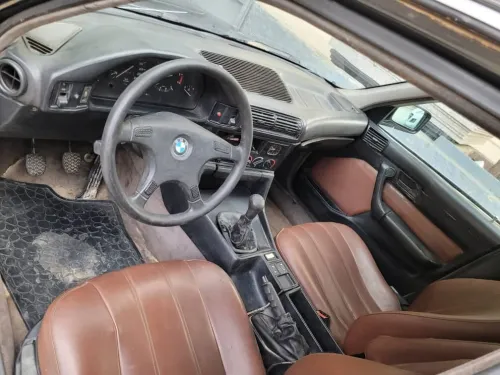 BMW E34 1990 