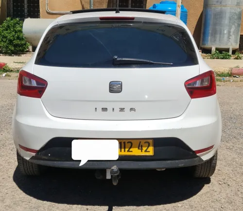 Seat Ibiza 2012 Fully +Toit ouvrant