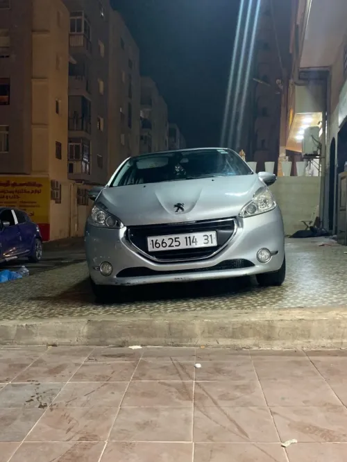 Peugeot 208 2014 Allure