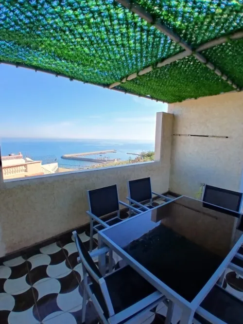 Location vacances Appartement F4 Aïn Témouchent Beni saf