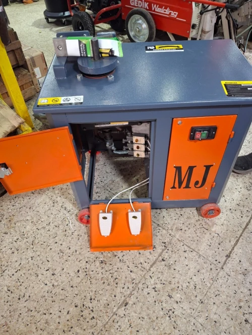 Coudeuse électrique GF20