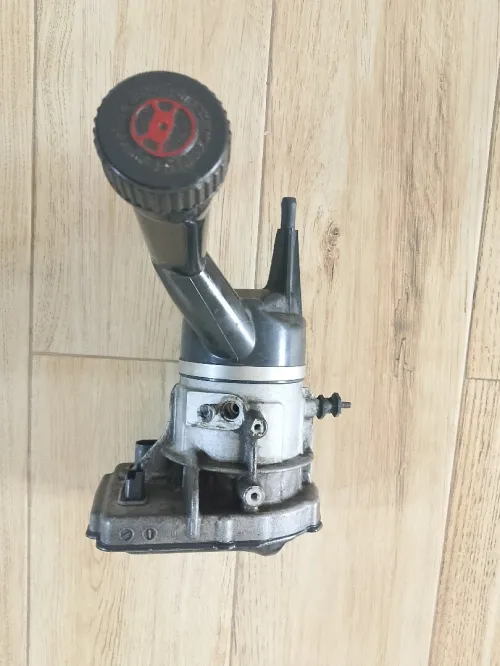 pompe assistée 308 t7