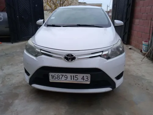 Toyota Yaris Sedan 2015 Style