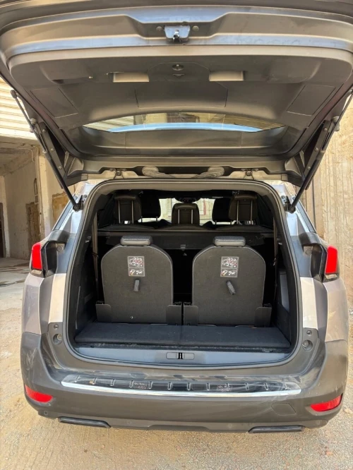 Peugeot 5008 2023 Allure