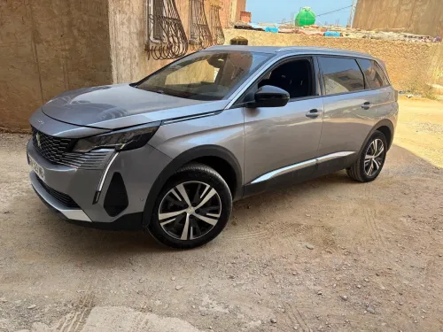 Peugeot 5008 2023 Allure