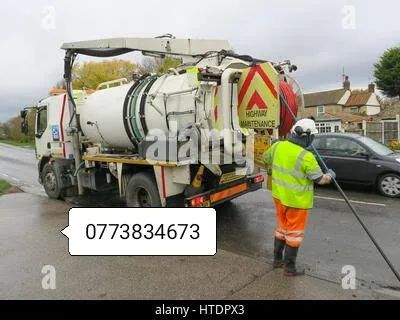 Camion Débouchage canalisation vidange curage 