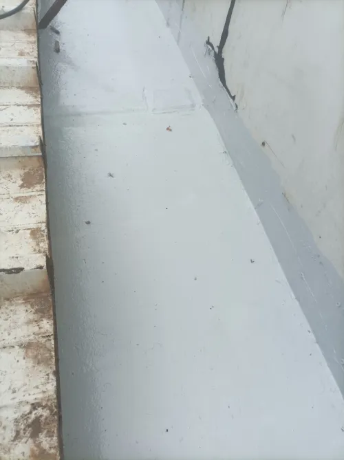 étanchéité membrane et étanchéité liquide des chenaux en polyuréthane et  traitement de joint