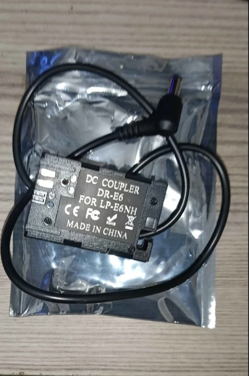 Canon DR-E6 DC Coupler / Dummy Battery