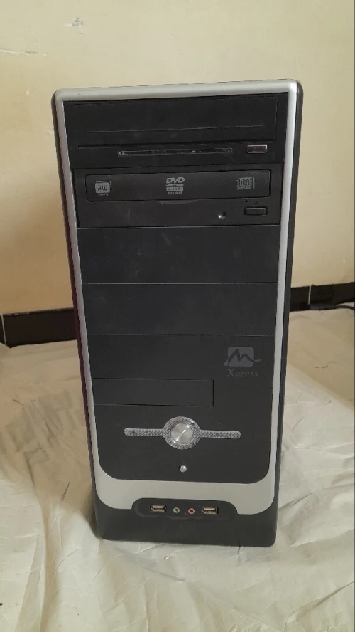 UNITE CENTRALE I3