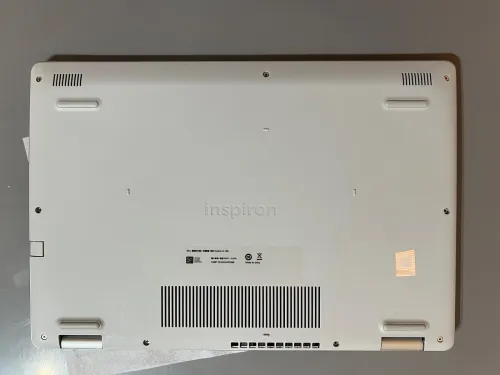 Dell Inspiron 3501 Intel Core i5 11 génération 16 Go RAM SSD 512 Go