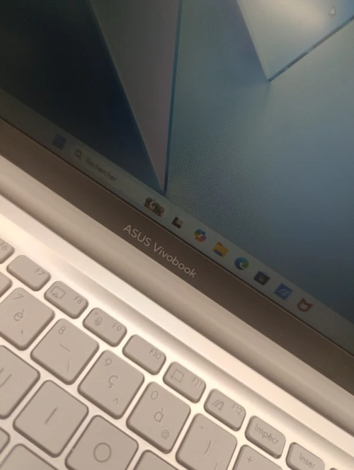 PC PORTABLE ASUS VIVOBOOK X1504V / CORE 5 120U 1.4 GHz - 5 GHz/ 16GB / 512GB M.2 GEN4 / ECRAN 15.6" FULL HD / WINDOWS 11 HOME ORIGINAL
