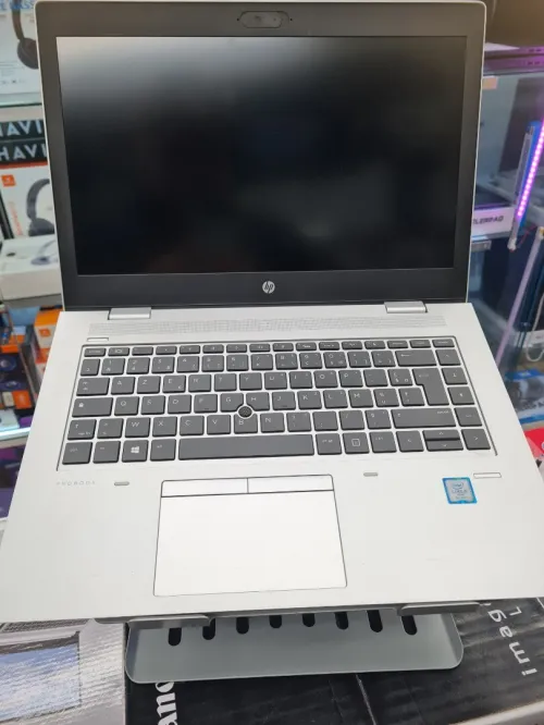 Pc Portable Hp Probook 640 G4 / I5-7200U 2.5 Ghz/ 8Go / 256Go Ssd/ 14" / ETAT 9/10