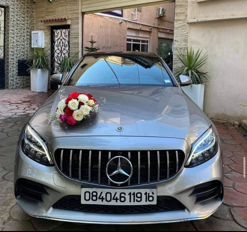 LOCATION DE VOITURE LUXE