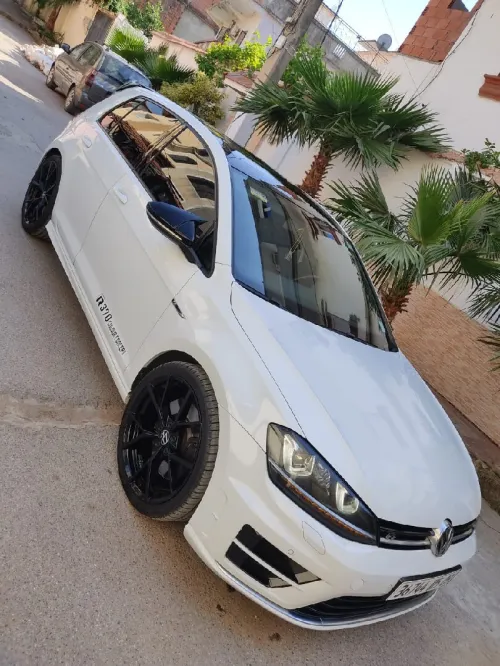 Volkswagen Golf 7 2015 R