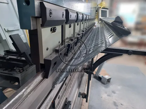 Découpe, Poinçonnage, Pliage, soudage 