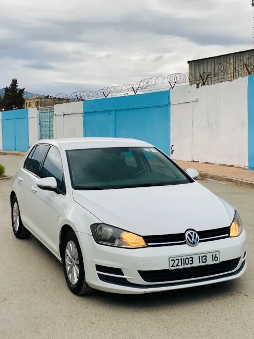 Volkswagen Golf 7 2013 Trend line