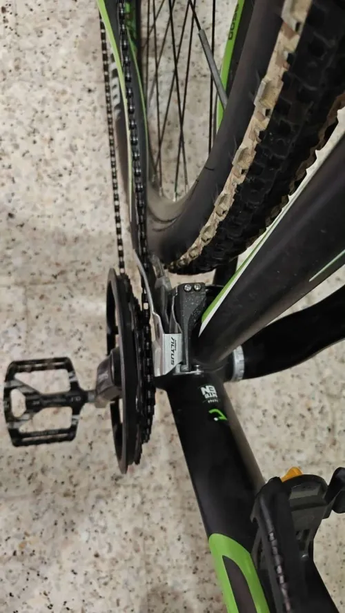 VÉLO PRO TAILLE L MARQUE CONOR