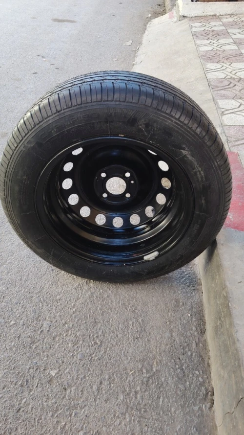 Pneu roue avec jante 100/85/15
