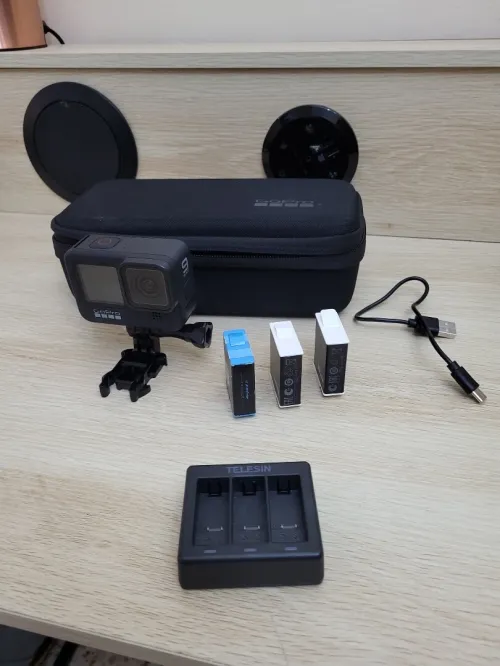 GoPro HERO 9 Black Caméra sportive étanche Vidéo 5K UHD - 23.6 MP HDR - HyperSmooth 5.0 -Ralenti 8x
