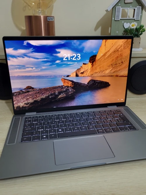 DELL LATITUDE 9520 UHD 4K | INTEL CORE i7 1185G7 | 32GB RAM | 512GB SSD | INTEL IRIS XE GRAPHICS